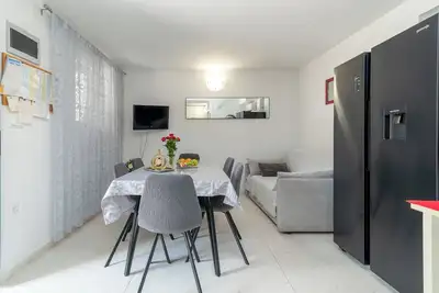 Image de House Diamond, Okrug Gornji - idéal pour des vacances reposantes pour les familles et amis