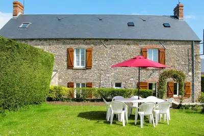 Image de Belle maison de vacances pour 6 personnes avec Wifi, Tv, terrasse, animaux admis et parking
