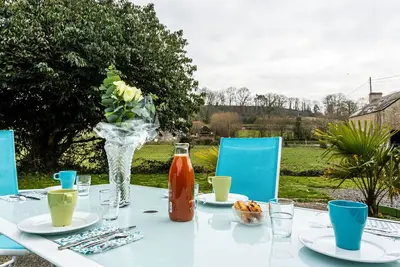 Image de Merveilleuse maison de vacances privée avec Wifi, Tv, terrasse, animaux admis et parking