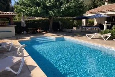 Villa t4, av belles prest, jardin avec piscine (6pers) entièrement climatisée.