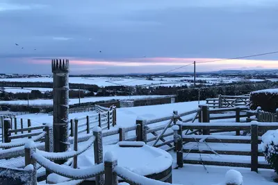 Image de Yorkshire Dales - Luxury 5 Star Gold Pet Friendly Cottage, 4 personnes avec bain à remous