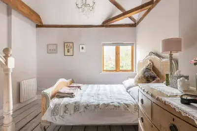 Image de Luxueux loft dans une grange de maltage de caractère du XVIIIe siècle.
