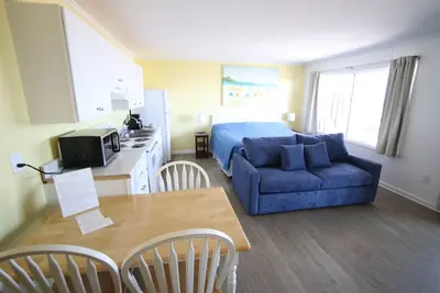 Image de Room #207 Efficiency King w/Kitchen Dog No