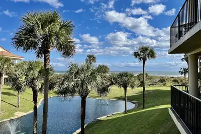 Image de Enjoy Free Fun Daily & a tranquil Silver-rated condo with views of the ocean and lagoon.