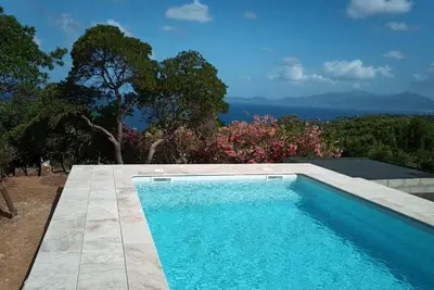 Image de Villa 8 p, tres calme, confortable, vue imprenable sur le golf et le maquis
