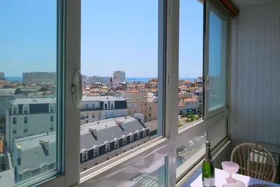 Bel appartement pour 4 personnes avec Wifi, climatisation, Tv, balcon et parking