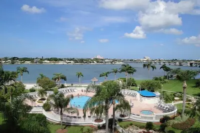 Image de Condo avec vue sur la piscine! Bv 12-547- Bahia Vista
