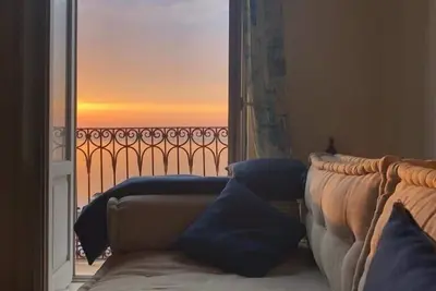 Image de Maison avec terrasse face à la mer