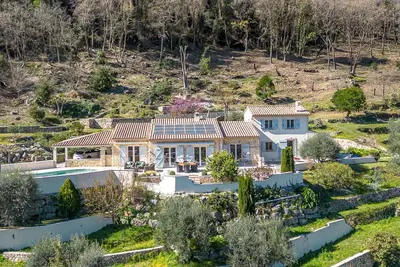 Image de Le Clos Manon: 3 hectares au calme absolu