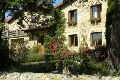 Image de Chambres et table d’hôtes avec piscine et jacuzzi