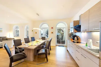 Image de Villa Seeblick n ° 6, 115 m², 2 chambres, 2 balcons, max. 8 personnes