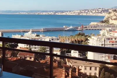 Image de Appartement Seaview. Piscine. Climatisation. Parking. 4 couchages
