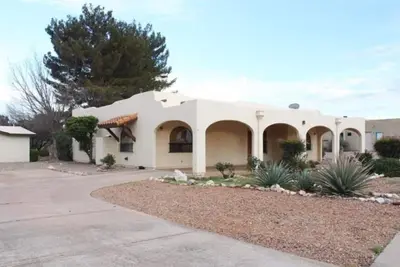 Image de Maison de charme dans Country Club Estates