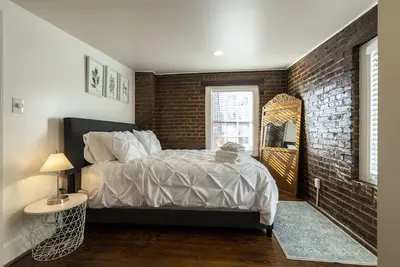 Maison de Georgetown Historic Corner -