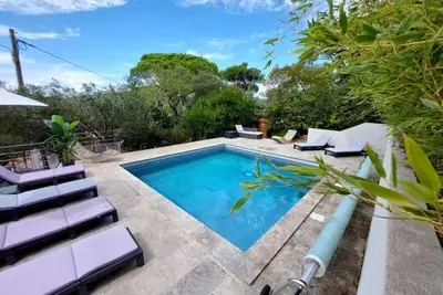 Image de Villa Ste Maxime pour 8 à 10 pers -5 mn de la plage - Piscine chauffée -clim