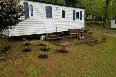Image de Mobil Home Camping 4 étoiles. Dordogne.