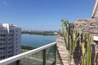 Image de Magnifique penthouse en duplex avec piscine à proximité du parc olympique et des transports.
