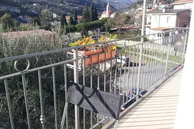 Image de Prix ÉCONOMIQUE Diano - hébergement à agriturismo \"Lavande\"