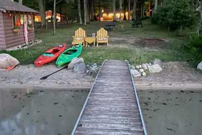 Image de Authentique chalet en bois rond sur le lac Wolf