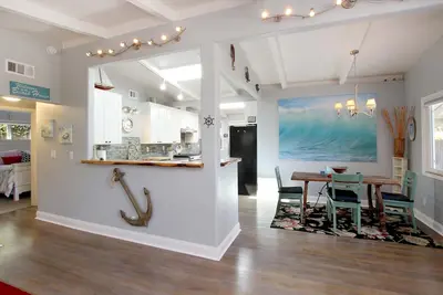Image de Profitez du soleil et de la grande ambiance de Santa Cruz, en Californie, au Surfshack!