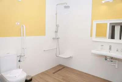 Image de Studio extérieur adapté pour 2 personnes