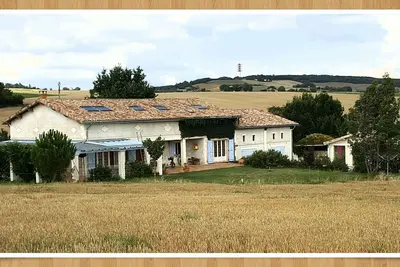 Image de Maison typique de Gascogne avec piscine et tout confort