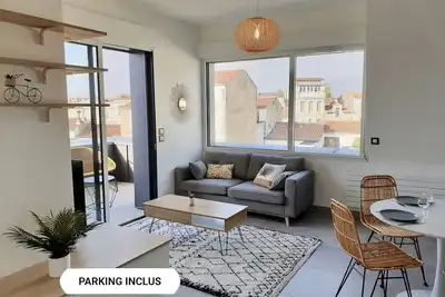 Image de Appart standing au coeur de la Rochelle (parking privé sécurisé)