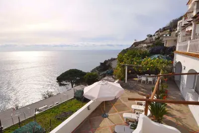 Image de Apartment in Praiano Sea View & Terrace, A/C, Wi-fi, 6 guests, Id 308