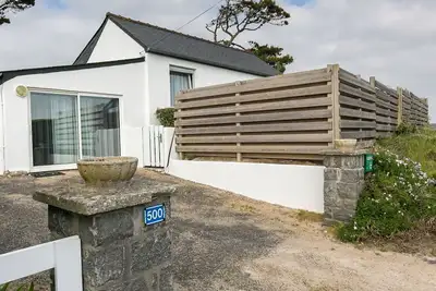 Image de Merveilleuse maison de vacances privée pour 4 personnes avec Tv, terrasse et parking