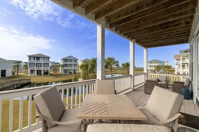 Image de Maison 4 Br / 4 Ba avec piscines immaculées et vue sur la plage \"Casa Azul\" @ Pointe Ouest