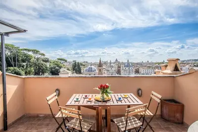 Image de Exclusive attic with private terrace right in front of Piazza Del Popolo, with unique panoramic view