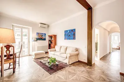 Image de Bright, luminous attic with terrace, at few minutes from the Imperial forum and Colosseum.