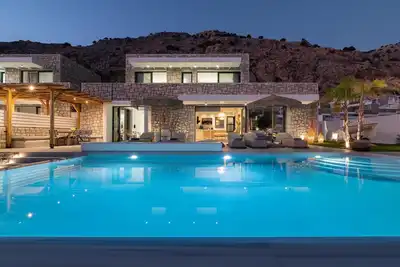 Image de Lido Blue VIlla avec jacuzzi et piscine