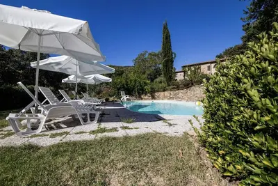 Image de Chalet paisible en Toscane avec piscine privée