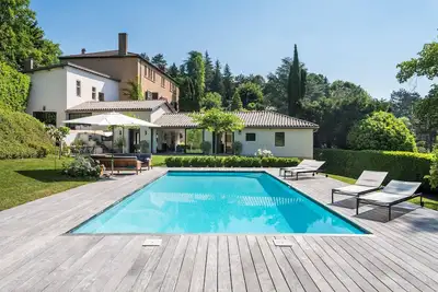 Image de Le Pressoir - Maison entièrement rénovée à la décoration contemporaine