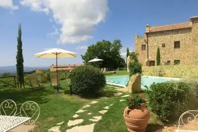 Image de Castel Brunello - appartement avec terrasse