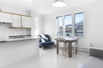 Studio with Views. 300 mtr from slopes. Pas De La Casa. 24