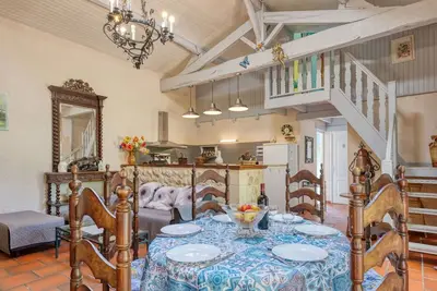 Image de Belle maison de vacances privée pour 6 personnes avec Wifi, Tv, terrasse, animaux admis et parking