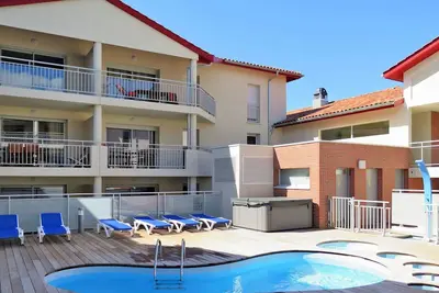 Image de Agréable appartement pour 6 personnes avec Wifi, piscine, Tv, terrasse et parking