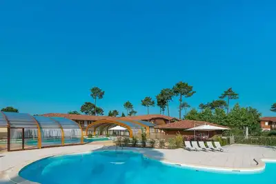 Image de Bel appartement pour 2 personnes avec piscine, Wifi, Tv, terrasse, animaux admis et parking