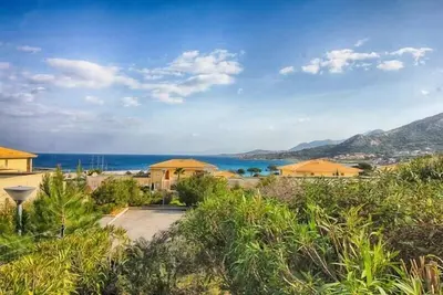 Image de Marine de Sant'Ambroggio - Superbe appartement vue mer - F3 V3n3