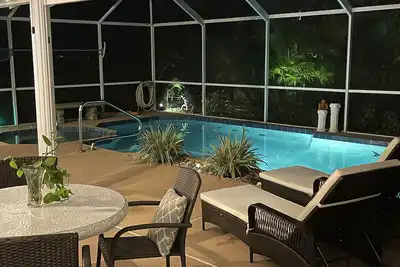 Image de Private Florida Pool Home