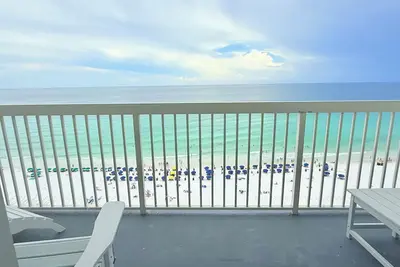 Image de Famille, unité qui aime s'amuser, 2 chambres, 2 salles de bain avec vue imprenable sur le golfe