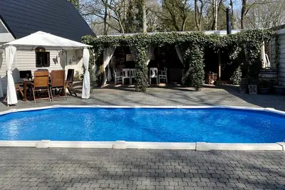 Image de Villa à Wateren avec terrasse couverte