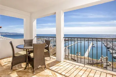 Image de Casa Vista y Romance Penthouse Puerto Banus Marbella