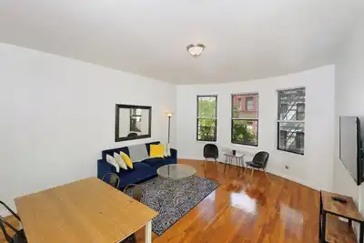 Image de West 80th Street et Columbus Av