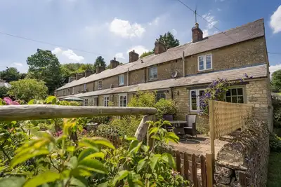 Image de Chic Cotswolds getaway location with gardens