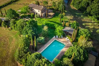 Image de Nouvelle villa de luxe 6bd avec piscine chauffée vins et cours de cuisine