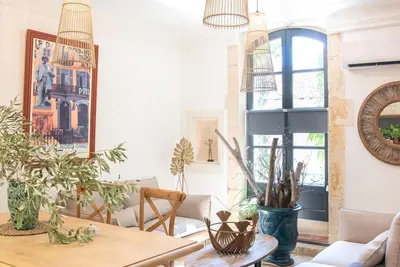 Image de Bel appartement au coeur du quartier de la Roquette, confort assuré