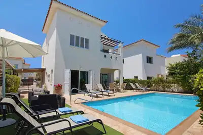 Image de Palm - Villa 3bed à distance de marche de Trinity Golden Sandy Beach